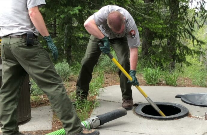 Septic Tank Pumping - Lone Star Septic & Sewage Services of League City